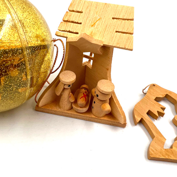 Vintage Nativity Christmas Tree Ornaments Wooden Paper Craft Fold Jesus Story - Picture 9 of 9